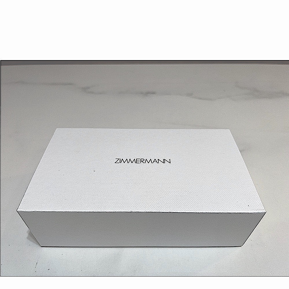 Zimmermann flop open White Box
